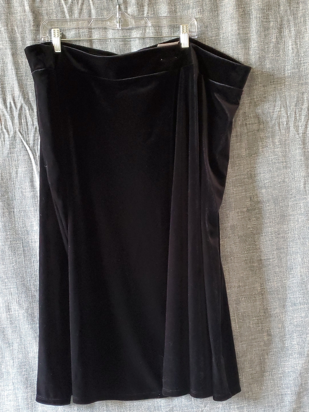 Velvet Pull-On Midi Skirt